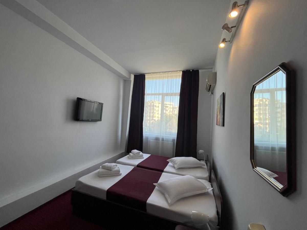 Hotel Tineretului Bukurešť Exteriér fotografie